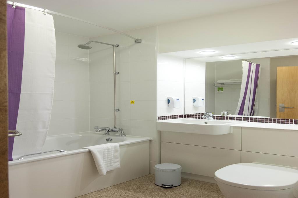 Premier Inn Newcastle Airport South Woolsington Bagian luar foto